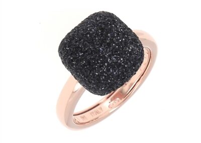 WPLVA1250 - Ring Pink Shiny black dust